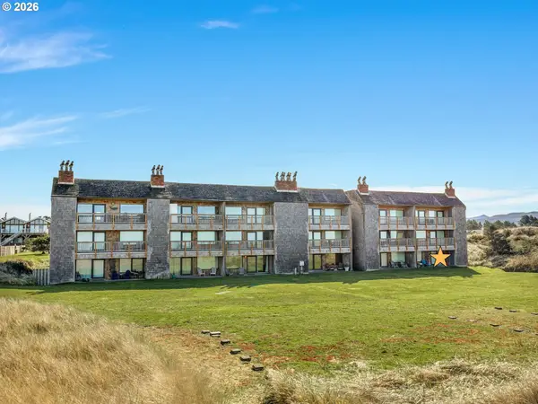 856 Neacoxie Blvd #301, Gearhart, OR 97138