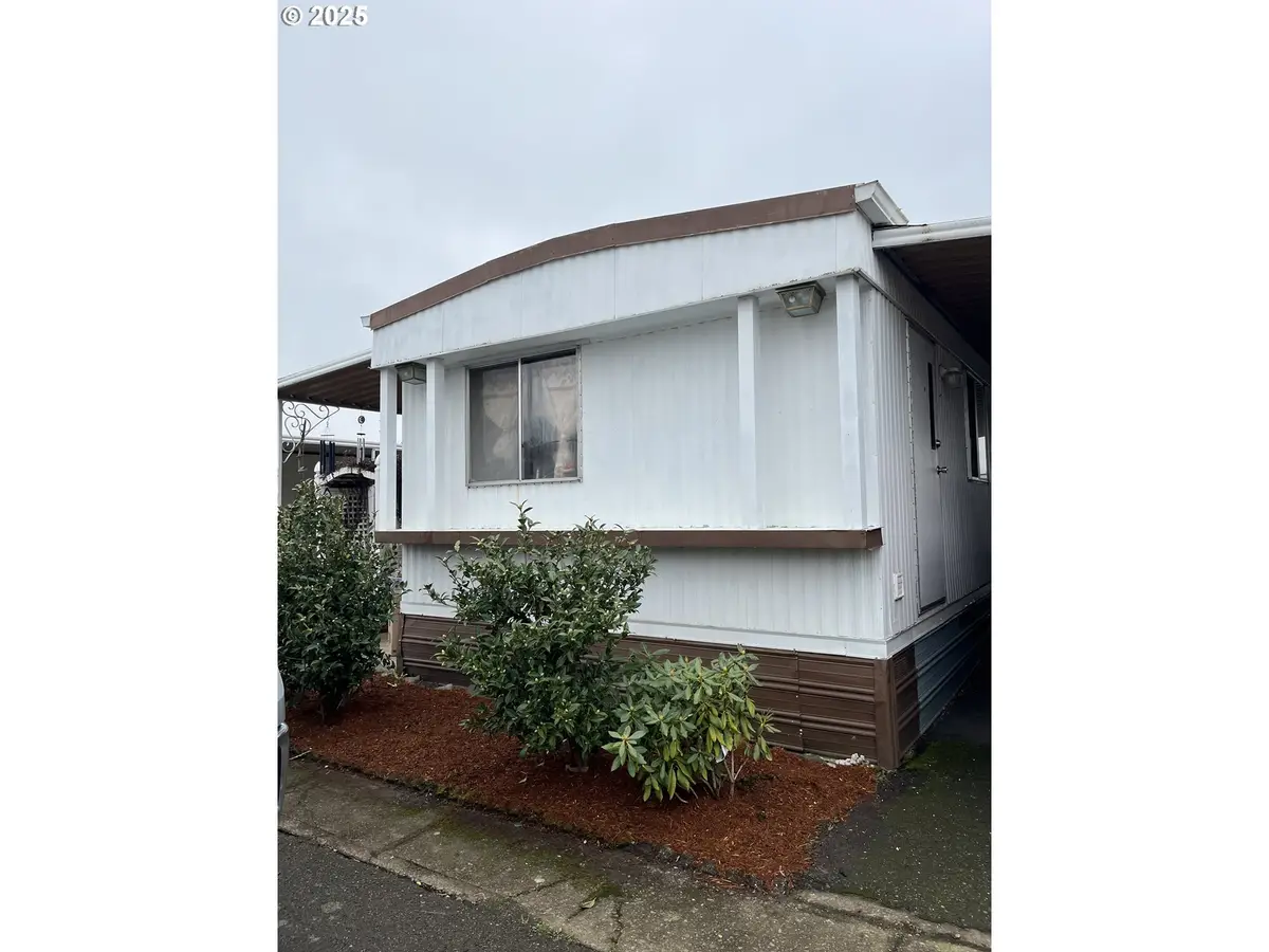 2901 E 2nd St #126, Newberg, OR 97132 - Image #1