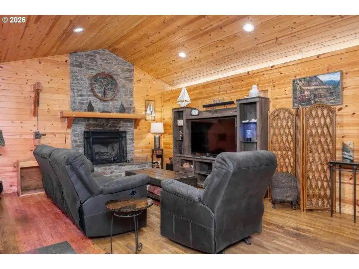 10256 Ridge View Ter, Birkenfeld, OR 97016 - #2