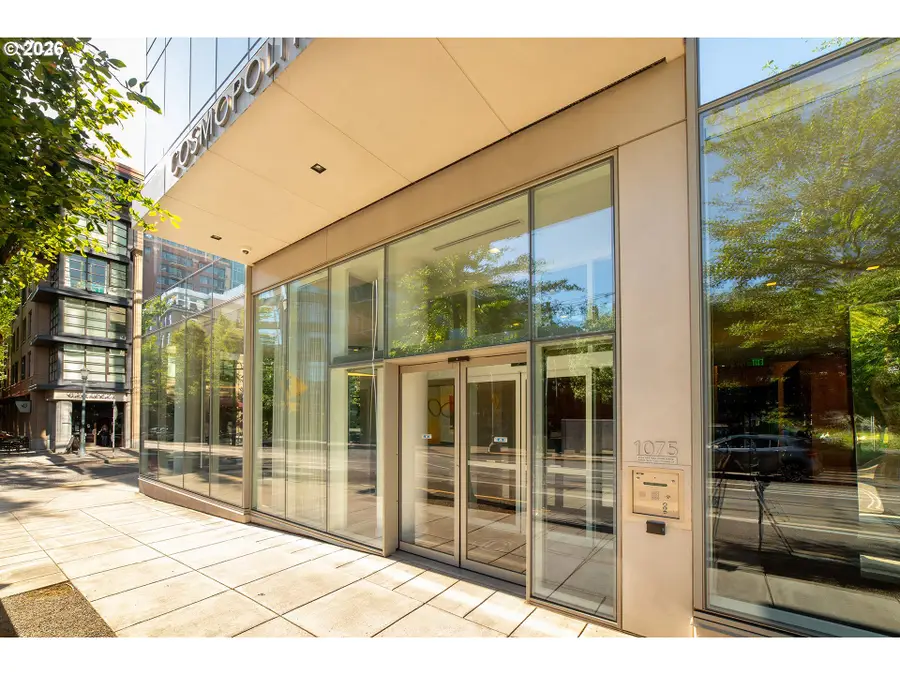 1075 NW Northrup St #1812, Portland, OR 97209 - #2