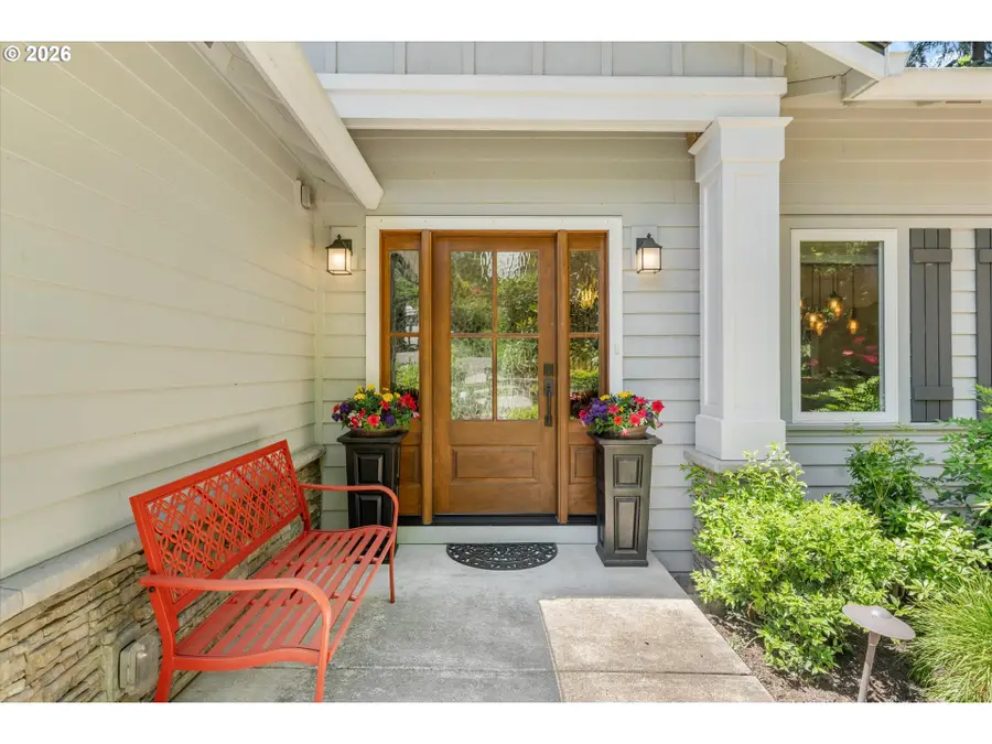 1812 SW Greenway Cir, Stafford, OR 97068 - #2