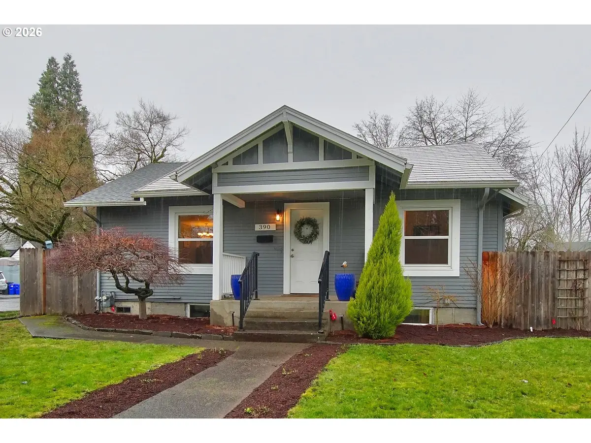 390 W Arlington St, Gladstone, OR 97027 - Image #1