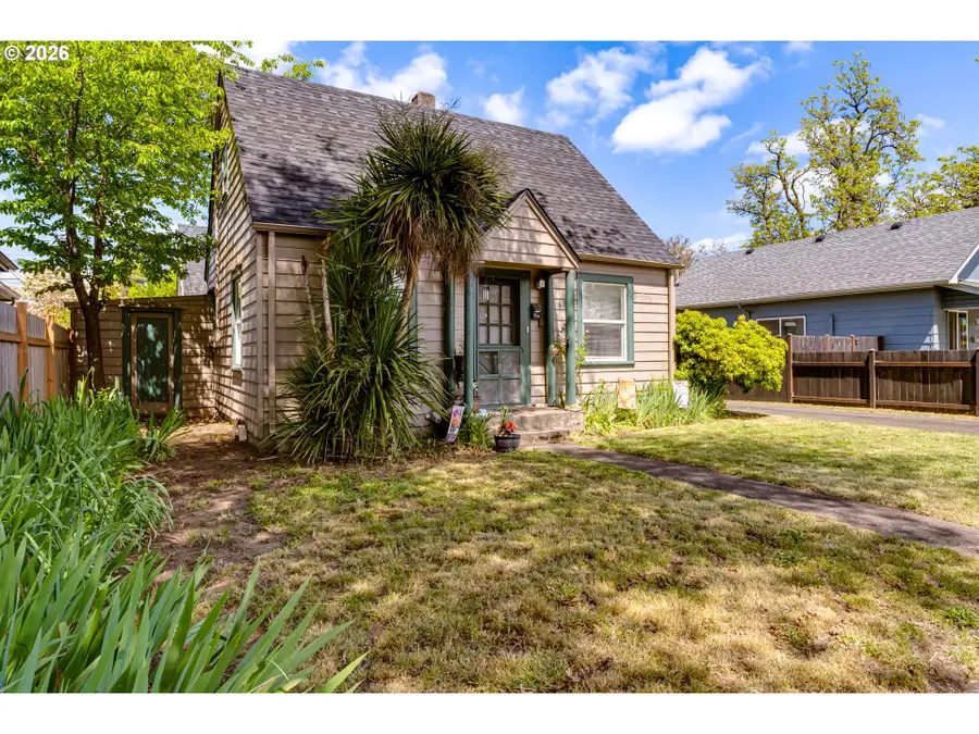 650/656 F St, Springfield, OR 97477 - #2
