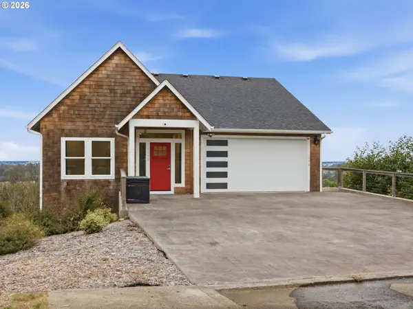 1790 Thompson Falls Dr, Seaside, OR 97138