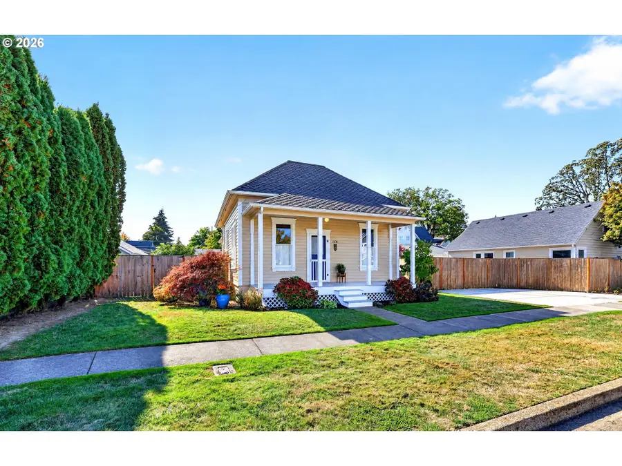 606 E Franklin St, Newberg, OR 97132 - #3