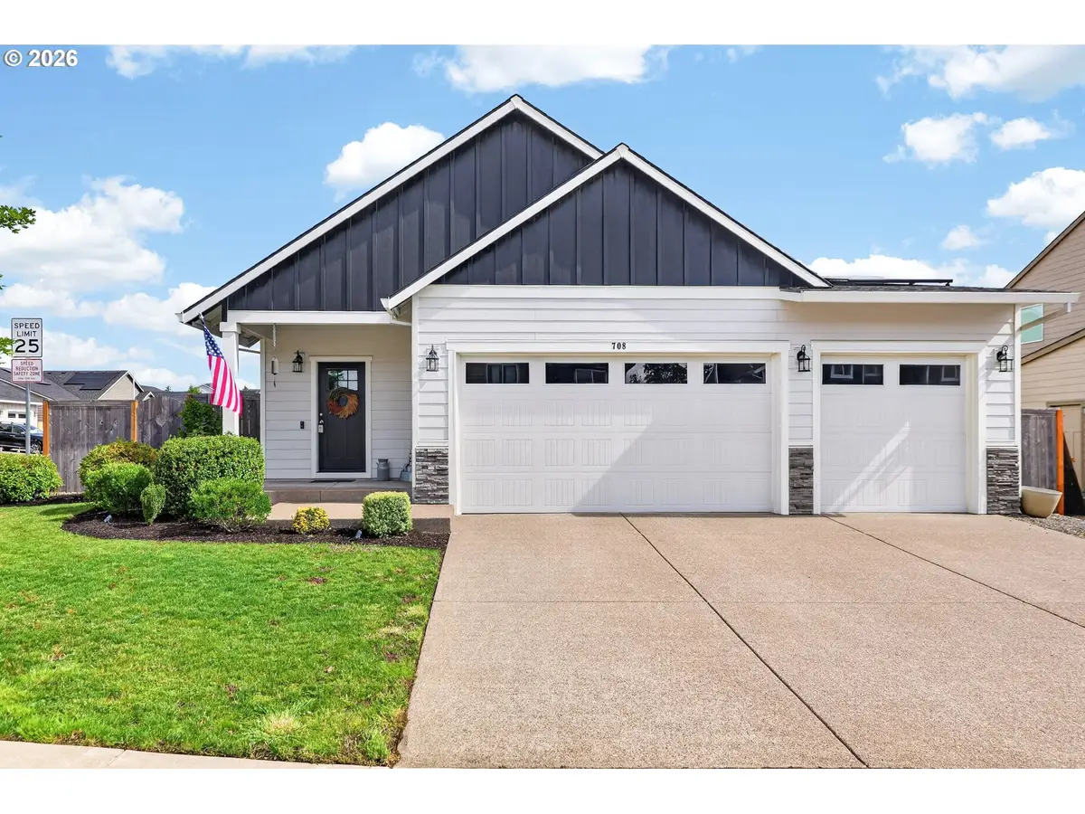 708 E Taft St, Carlton, OR 97111 - #1