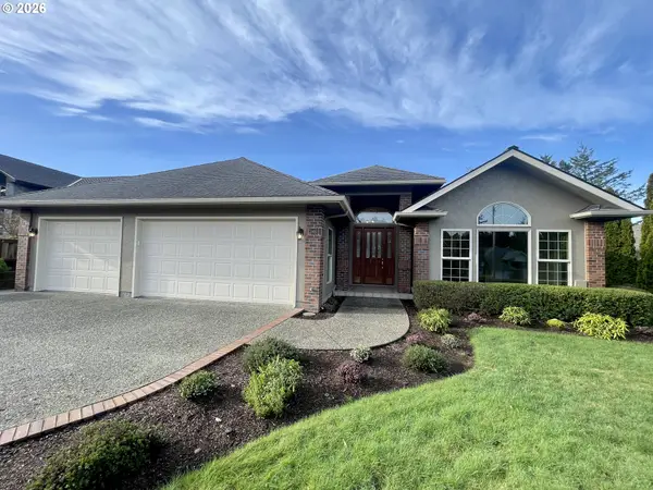 2180 Hayes St, NorthBend, OR 97459