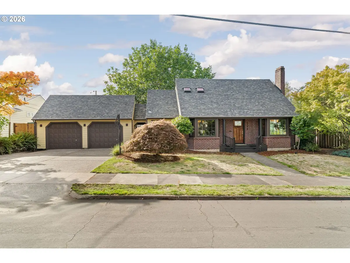 201 SE 50th Ave, Portland, OR 97215 - #1
