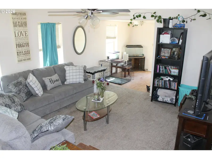 3225 College St, Baker City, OR 97814 - #2