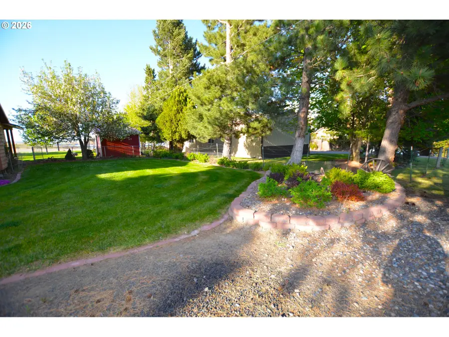 43765 Buckboard Trail Rd, Pendleton, OR 97801 - #2