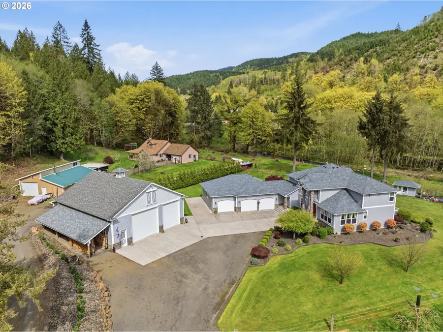 480 Apple Creek Rd, Longview, WA 98632 - #2