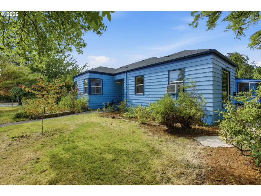1147 Park Ave, Eugene, OR 97404 - #2