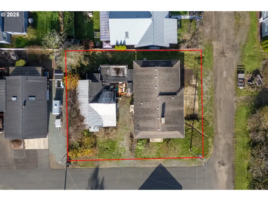 402 Birch Ave, Garibaldi, OR 97118 - Image #3