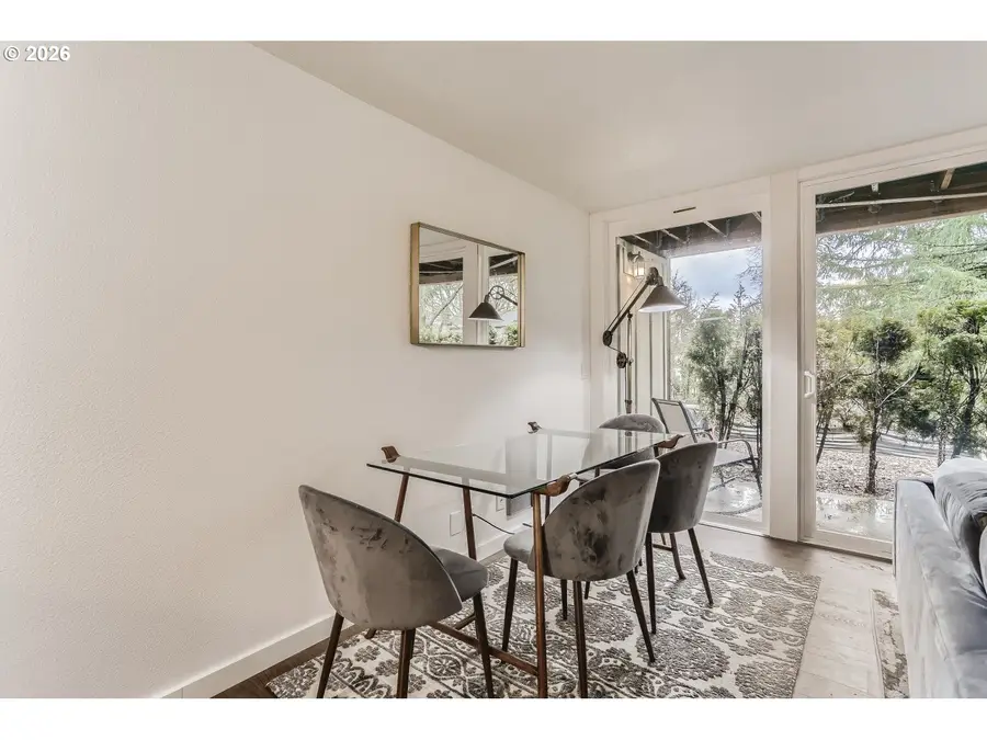 100 Kerr Pkwy #52, Lake Oswego, OR 97035 - #3