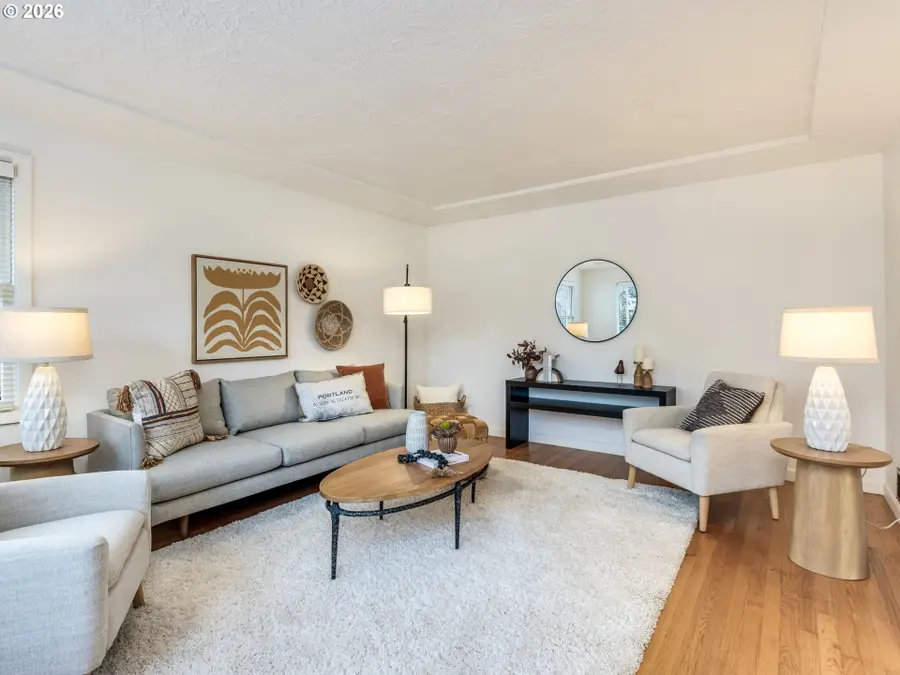 8022 SE 60th Ave, Portland, OR 97206 - Image #3