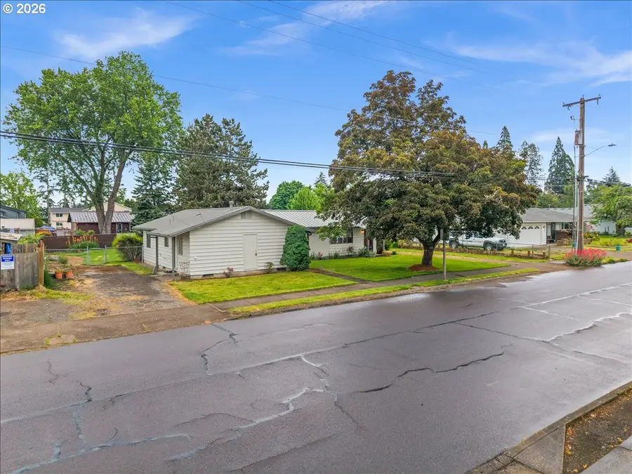 3013 22nd Ave, Forest Grove, OR 97116 - #3