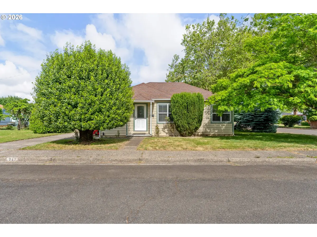 947 W Nebo St, Roseburg, OR 97471 - #1