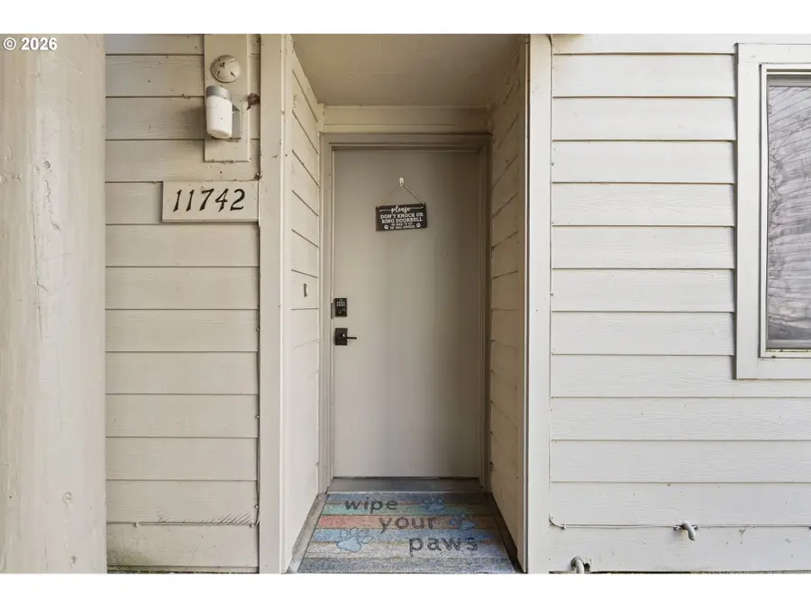 11742 SW Boones Bend Dr, Beaverton, OR 97008 - #3