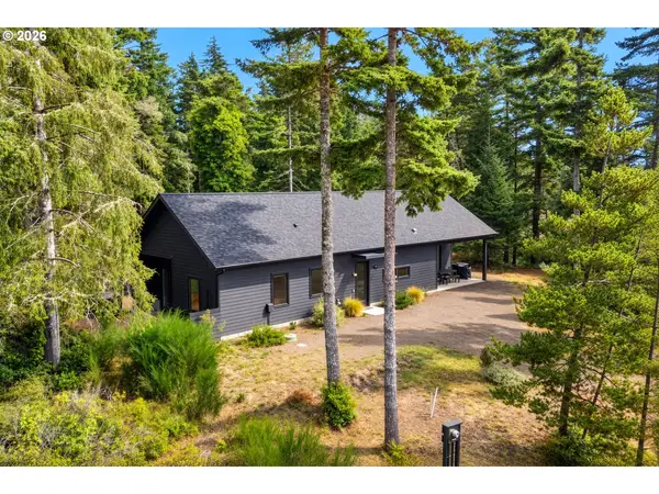 405 Meena Way Ave, Oceanside, OR 97134