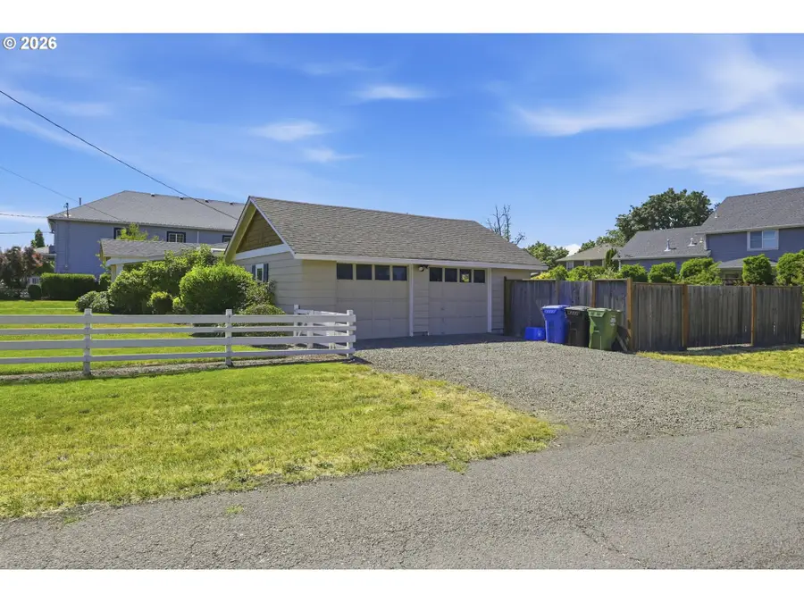 32671 E Mill St, Coburg, OR 97408 - #3