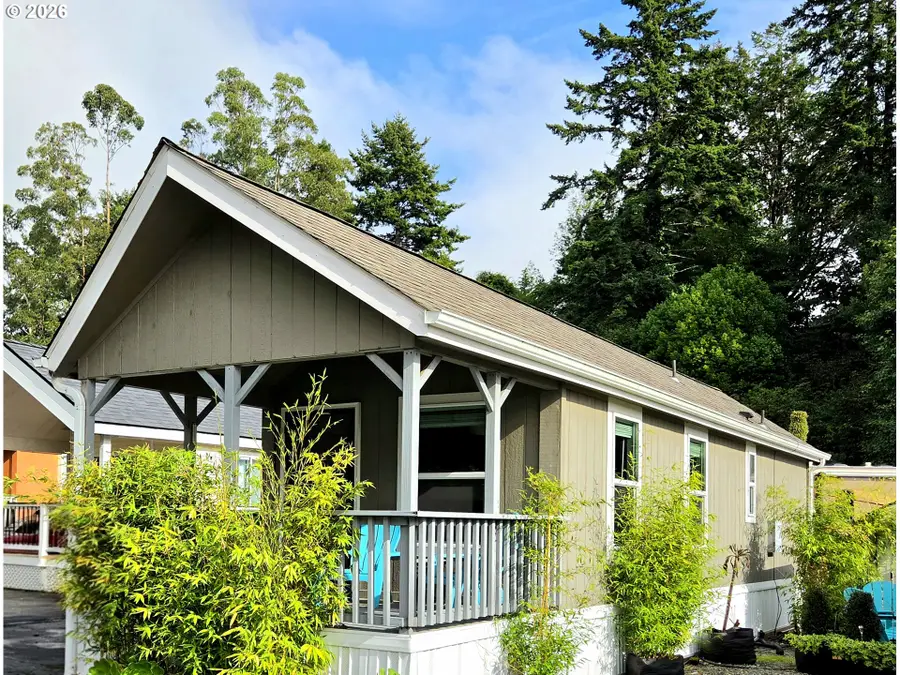 16219 Lower Harbor Rd #23, Brookings, OR 97415 - #2