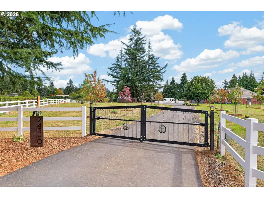 24390 SW Baker Rd, Sherwood, OR 97140 - #2
