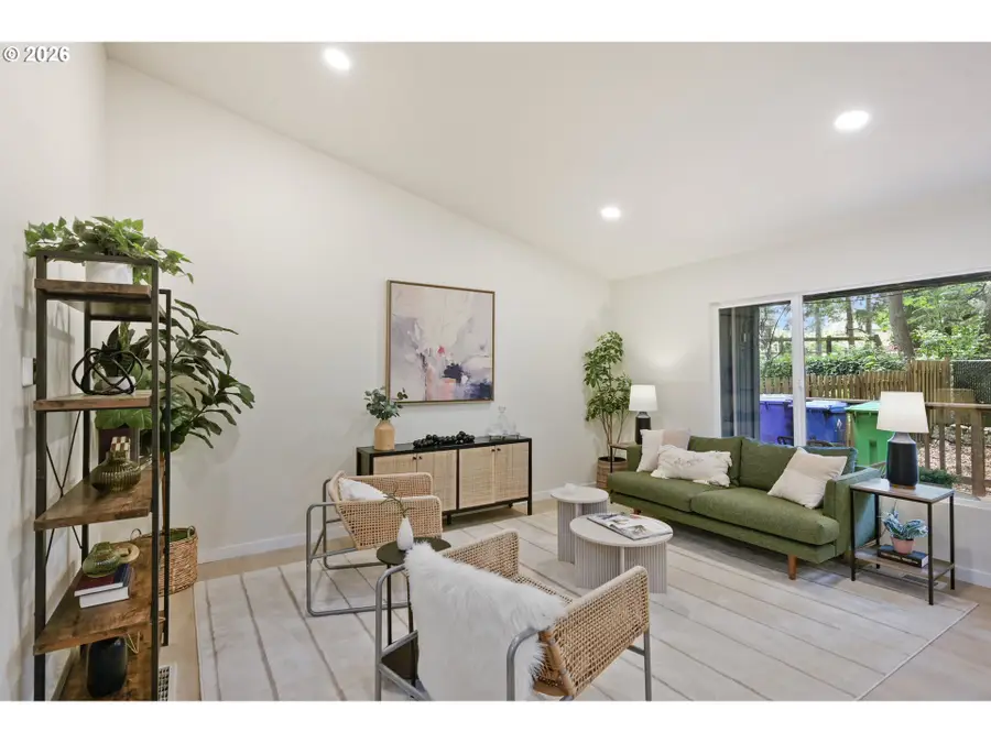 6865 NE Claremont Ave, Portland, OR 97211 - #3