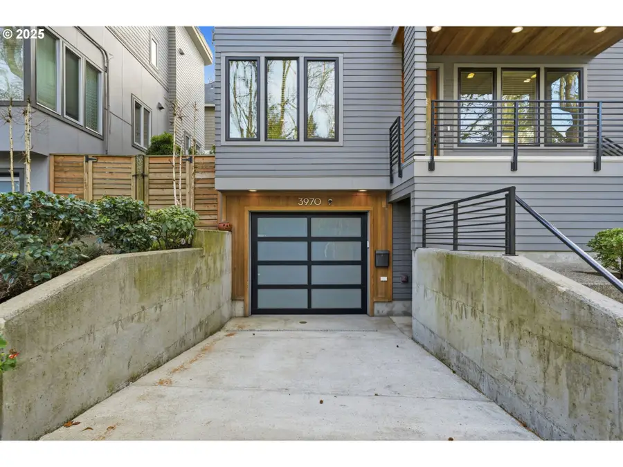 3970 SE Reedway St, Portland, OR 97202 - Image #2