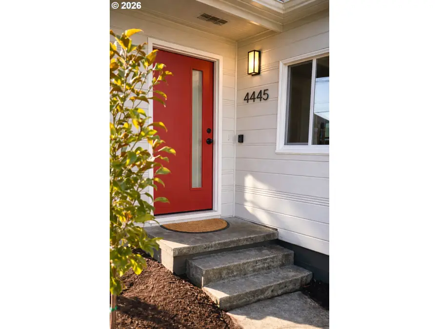 4445 NE 36th Ave, Portland, OR 97211 - Image #2