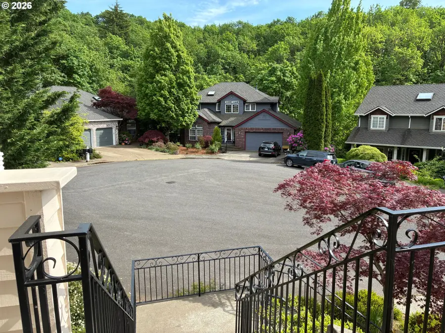 1924 NW Norfolk Ct, Portland, OR 97229 - #3