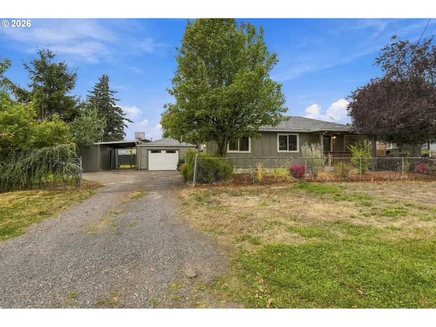 499 N 10th St, Saint Helens, OR 97051 - #2