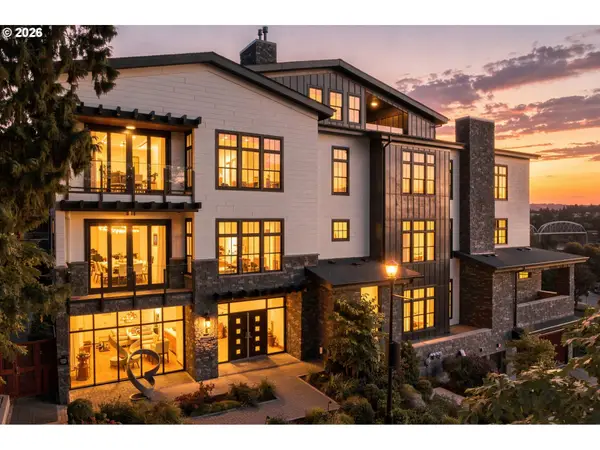 21 D Ave #10, LakeOswego, OR 97034