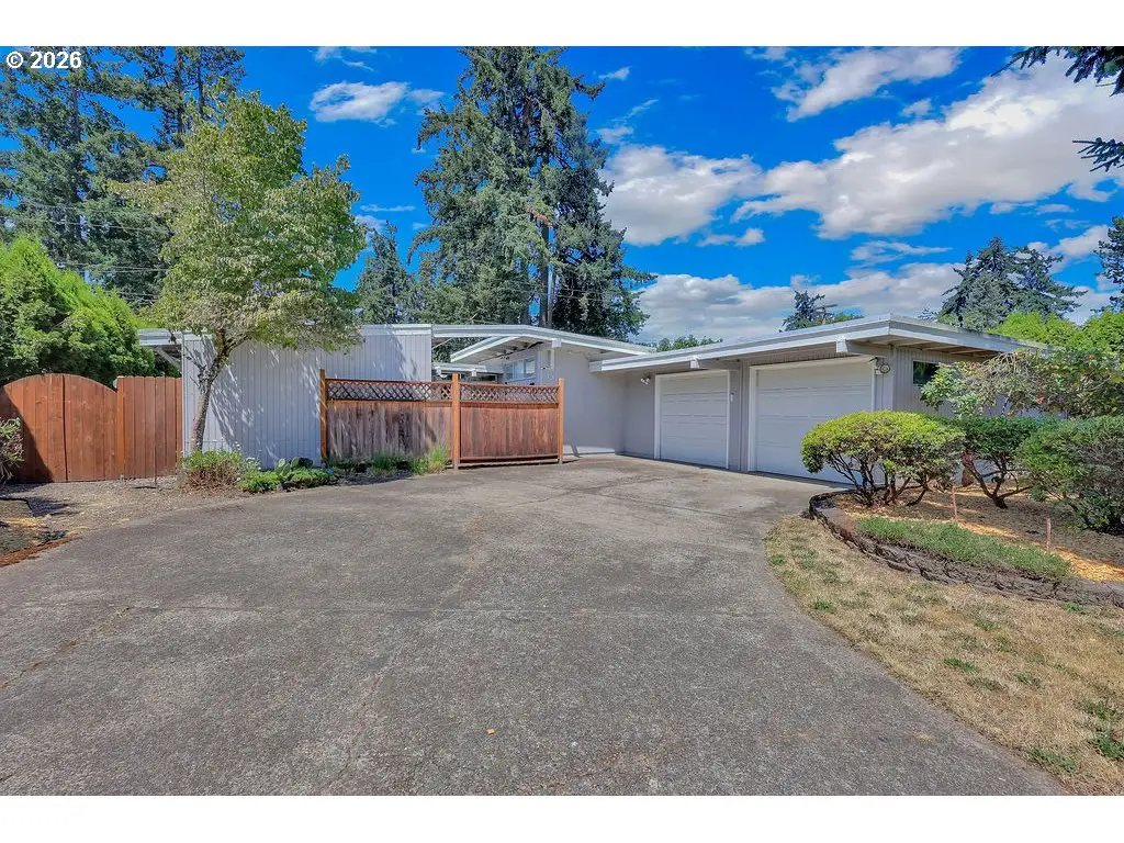 3270 Game Farm Rd, Springfield, OR 97477 - #1
