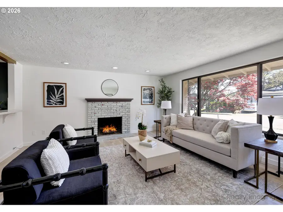 19425 NE Irving Ct, Portland, OR 97230 - #2