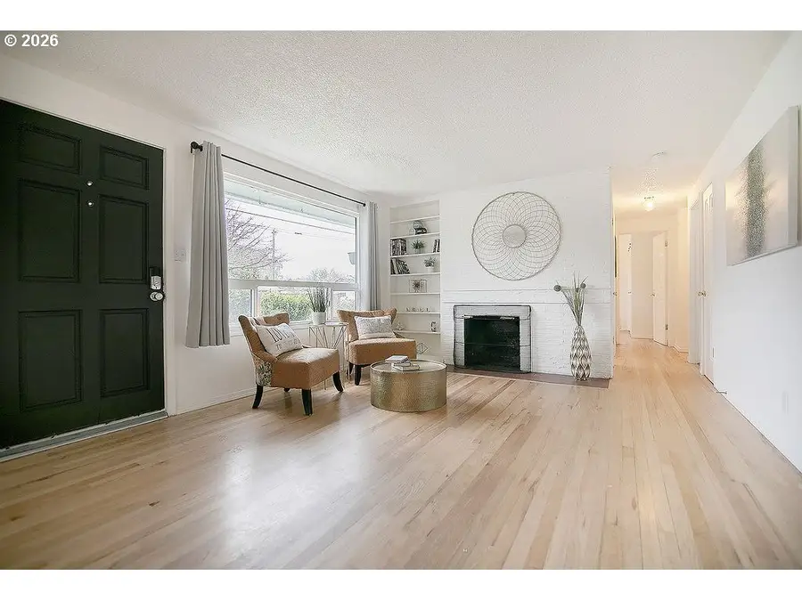 1925 28th Ave, Longview, WA 98632 - #3