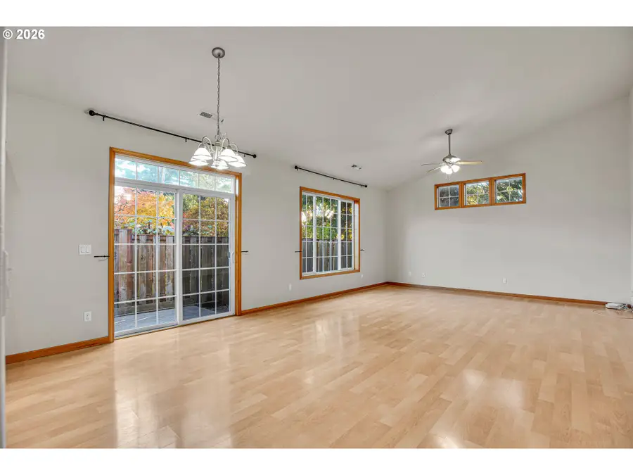 16528 SE Taylor St, Portland, OR 97233 - #3