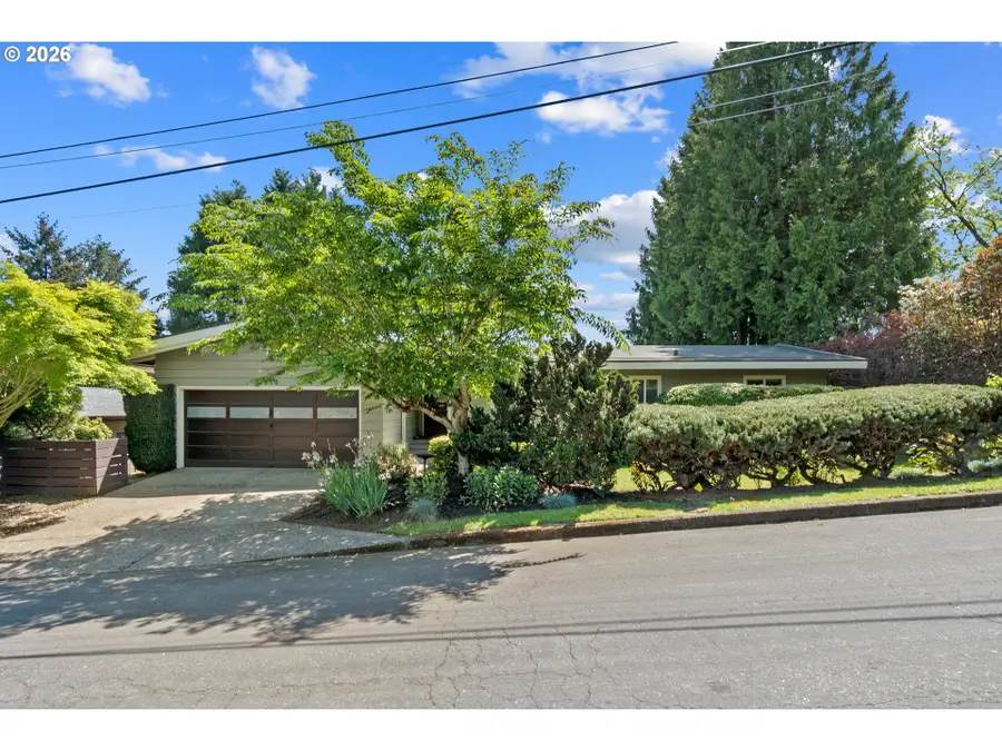 7310 SE Clay St, Portland, OR 97215 - #2