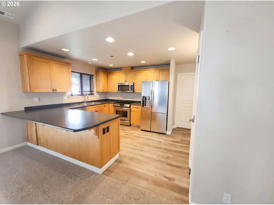 1310 Willow St, Junction City, OR 97448 - #2