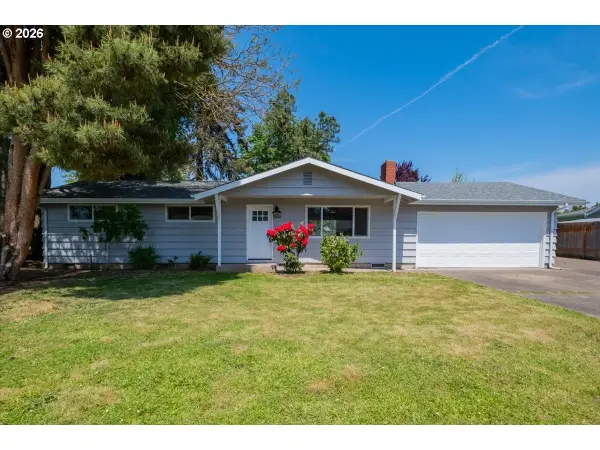 1444 Menlo Loop, Springfield, OR 97477