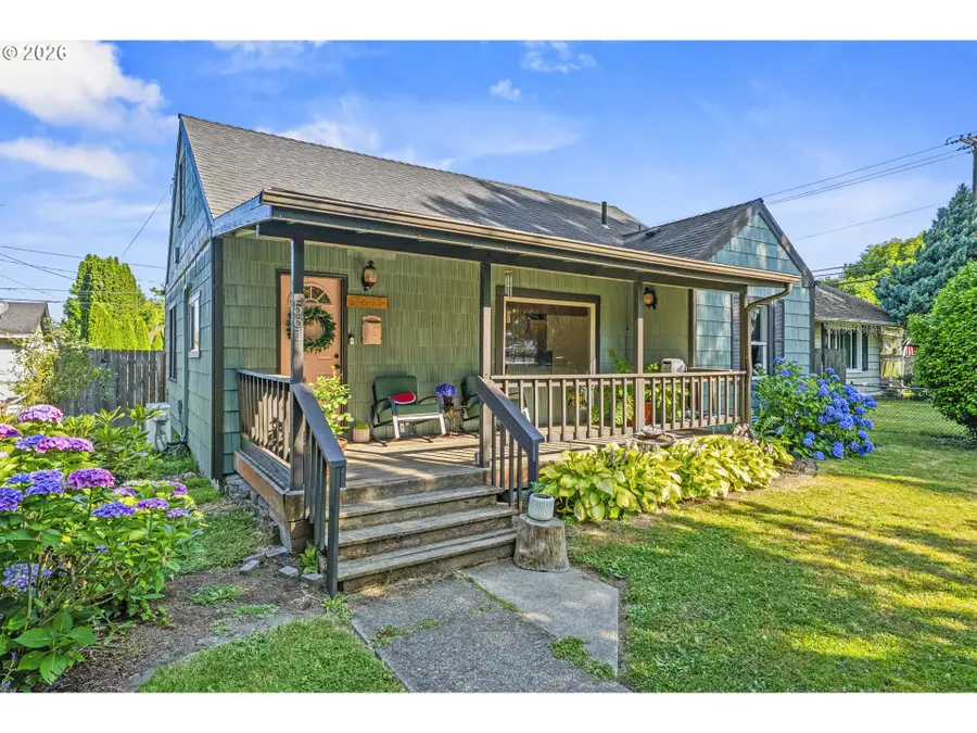 561 18th Ave, Longview, WA 98632 - #3