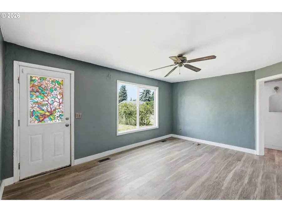 5135 C St, Springfield, OR 97478 - #3