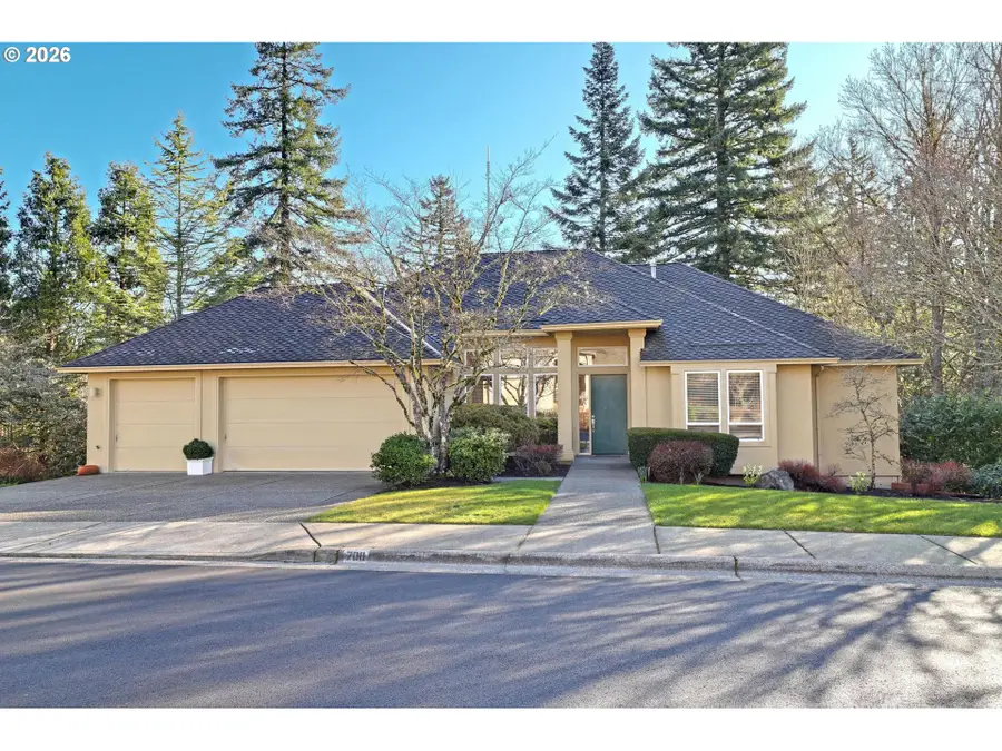 700 SW 67th Pl, Portland, OR 97225 - #2