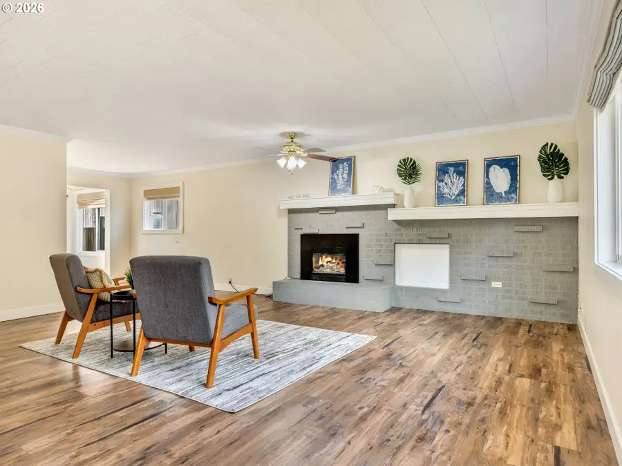 641 2nd St, Gearhart, OR 97138 - #3