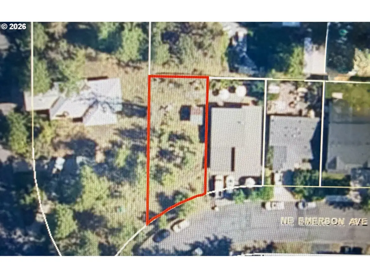 914 NE Emerson Ave, Bend, OR 97701 - #1