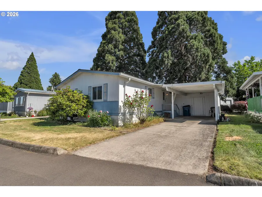 3137 Rainbow Loop, Hubbard, OR 97032 - #2
