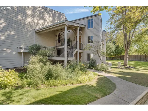 11656 SW Boones Bend Dr, Beaverton, OR 97008