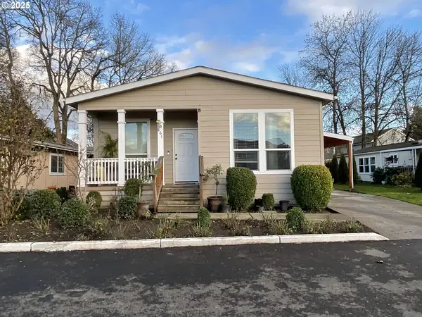 861 SW Liberty Bell Dr, Beaverton, OR 97006