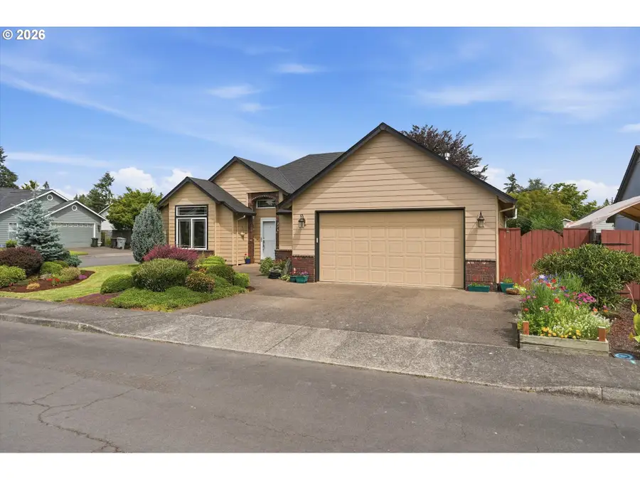 276 SE 8th Ave, Canby, OR 97013 - #2