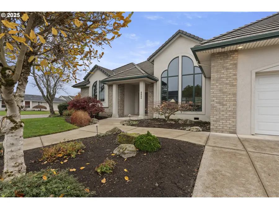 2680 E Mountain View Dr, Albany, OR 97322 - Image #3