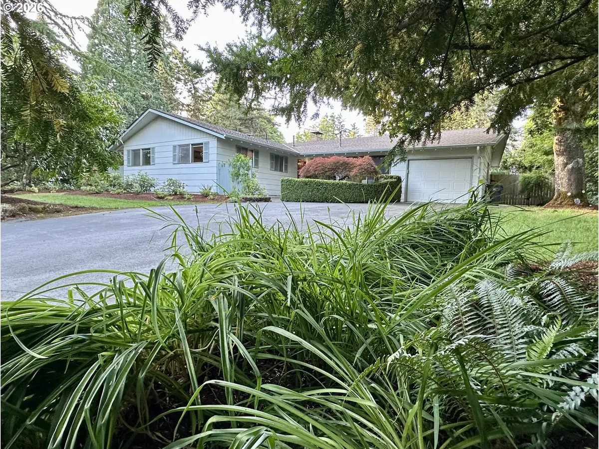 145 S Ridge Dr, Portland, OR 97219 - #1